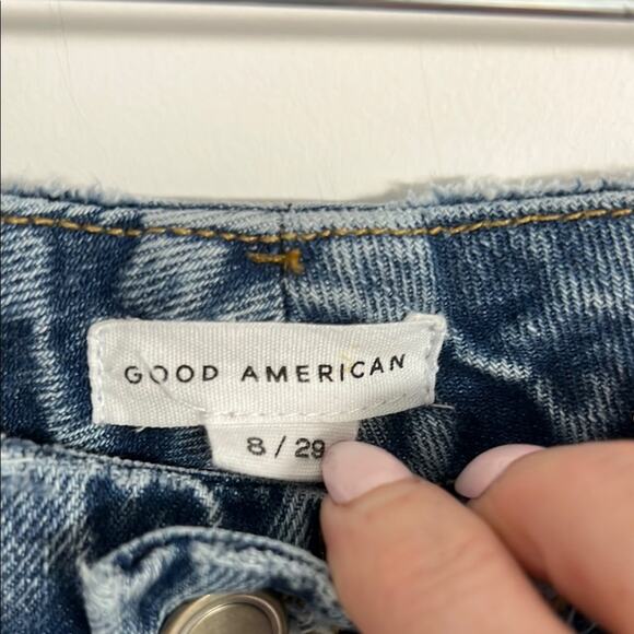 Never worn! Good American Blue Ankle & Cropped Jeans | Size 8 - Picture 2 of 6